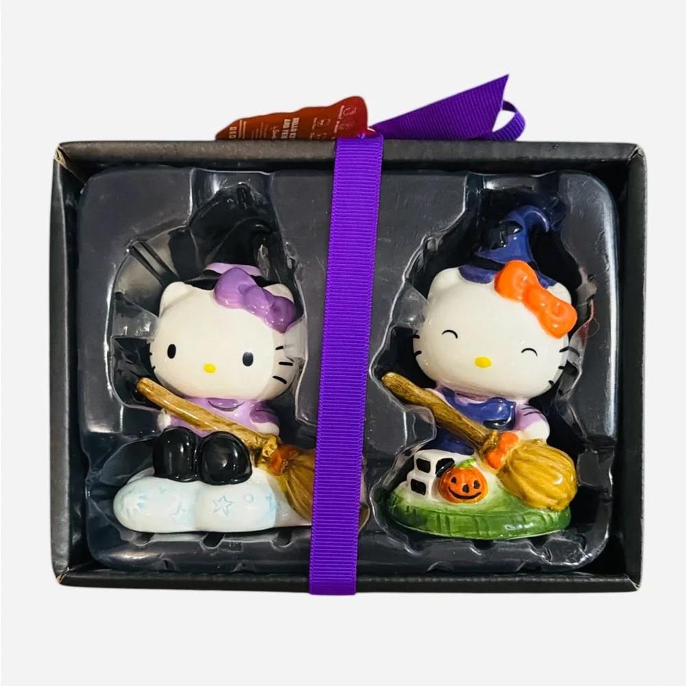 Hello Kitty Ceramic “Salt & Pepper Shakers” Set Halloween Witch Blue Sky Sanrio
